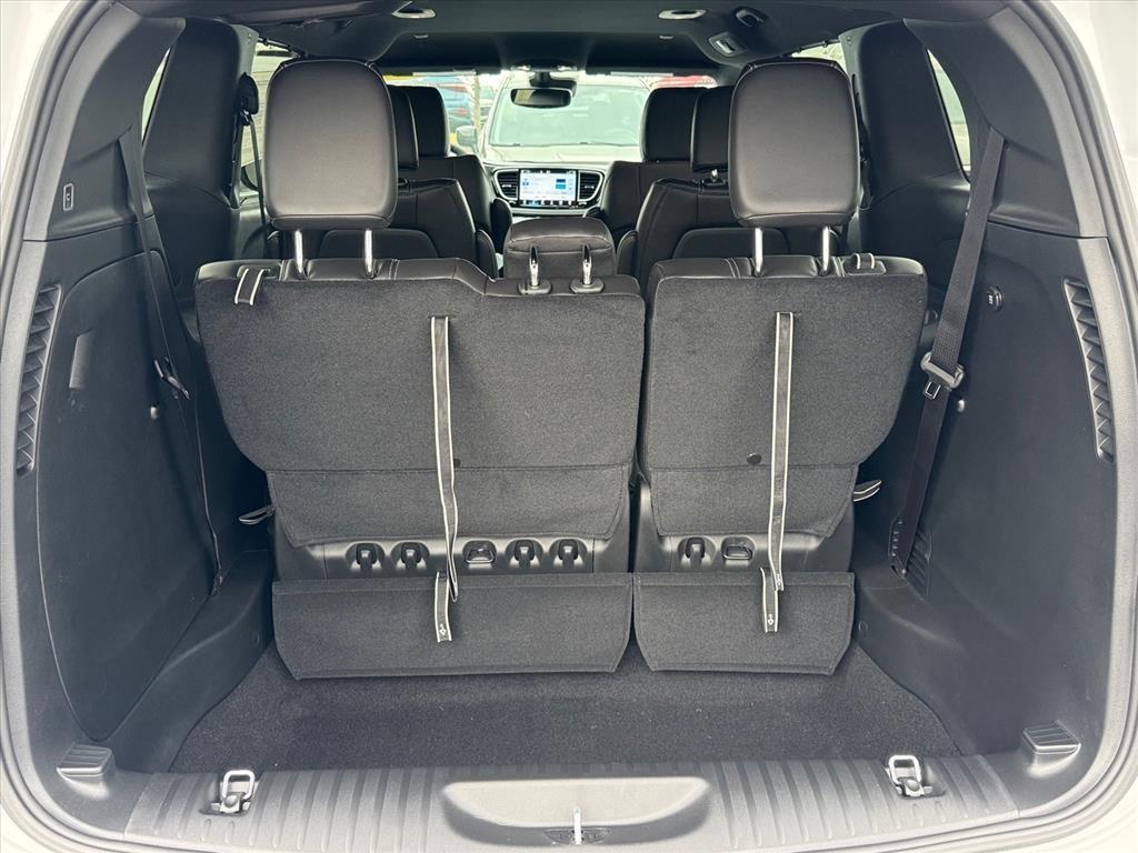 new 2026 Chrysler Pacifica car, priced at $40,418