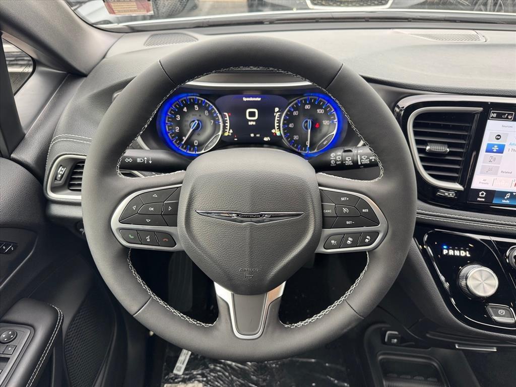 new 2026 Chrysler Pacifica car, priced at $40,418