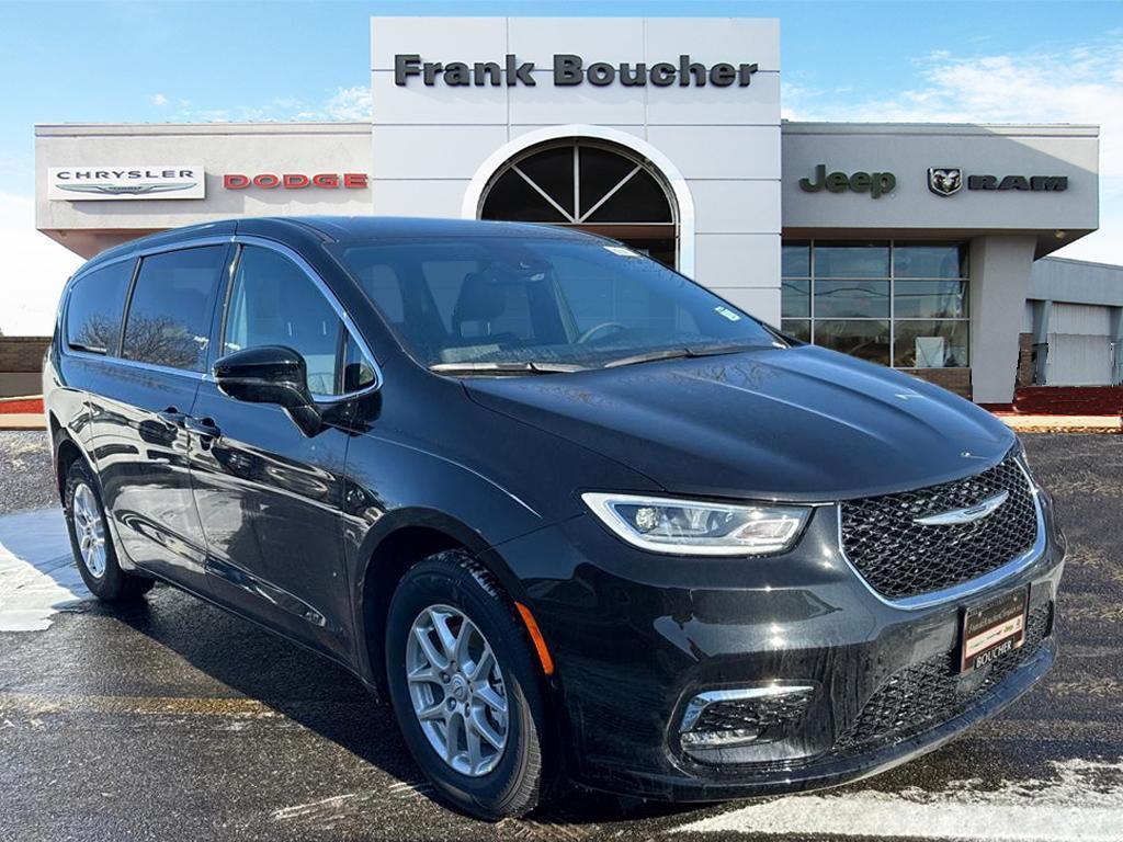 new 2026 Chrysler Pacifica car, priced at $40,614