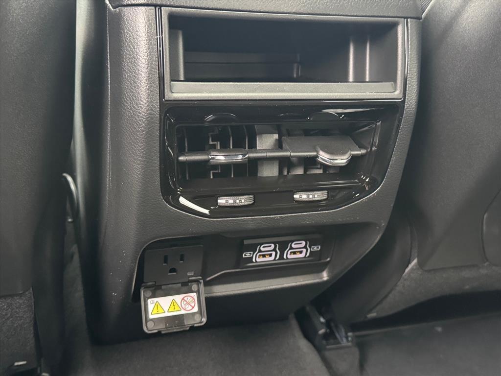 new 2025 Jeep Grand Cherokee car, priced at $44,180