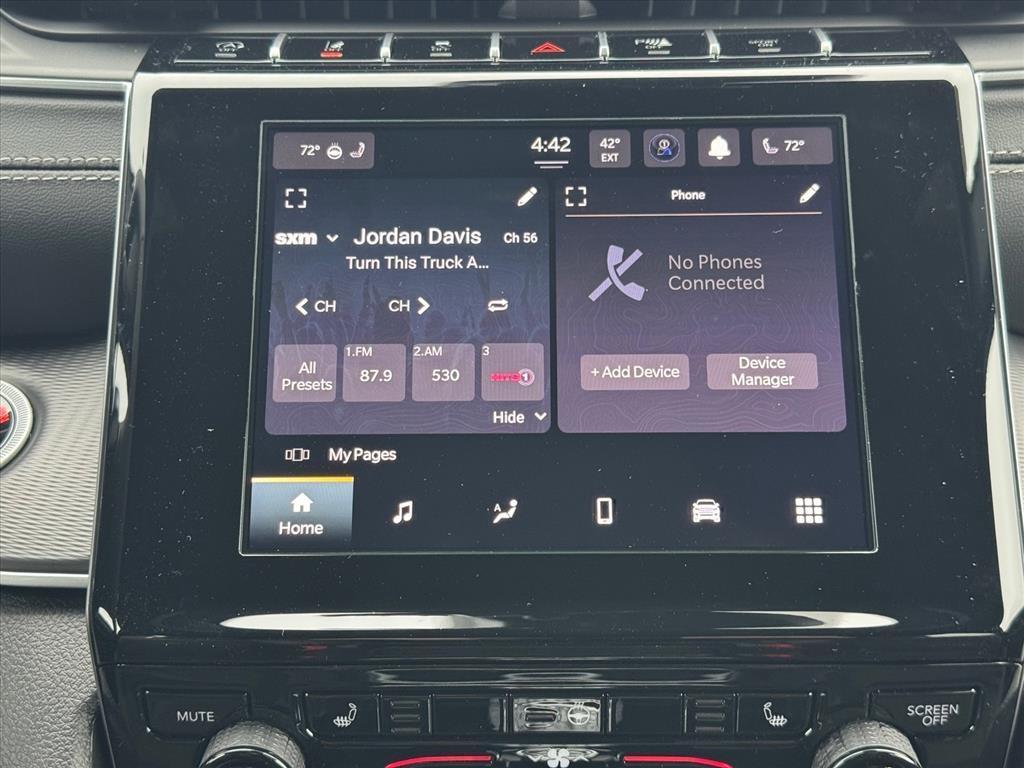 new 2025 Jeep Grand Cherokee car, priced at $44,180