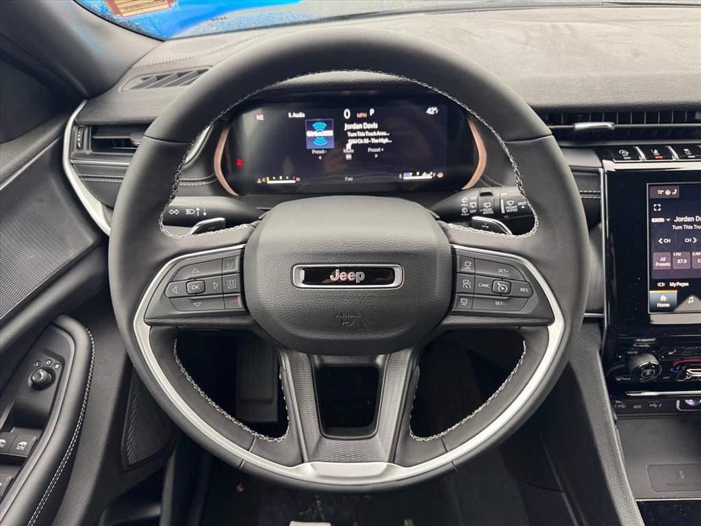 new 2025 Jeep Grand Cherokee car, priced at $44,180