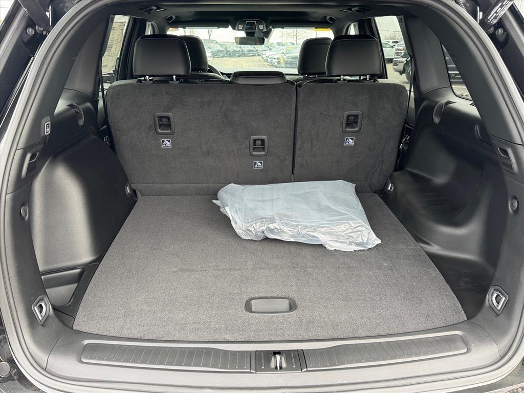 new 2025 Jeep Grand Cherokee car, priced at $44,180