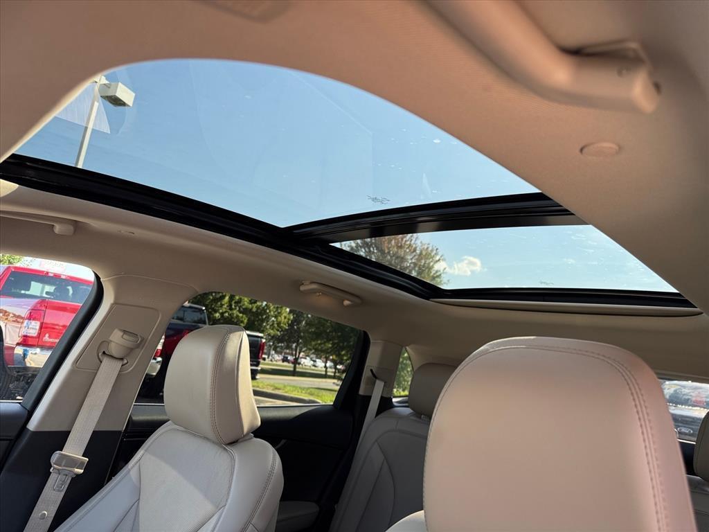 used 2022 Lincoln Nautilus car, priced at $30,714