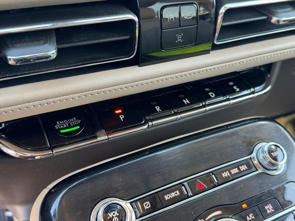 used 2022 Lincoln Nautilus car, priced at $30,714