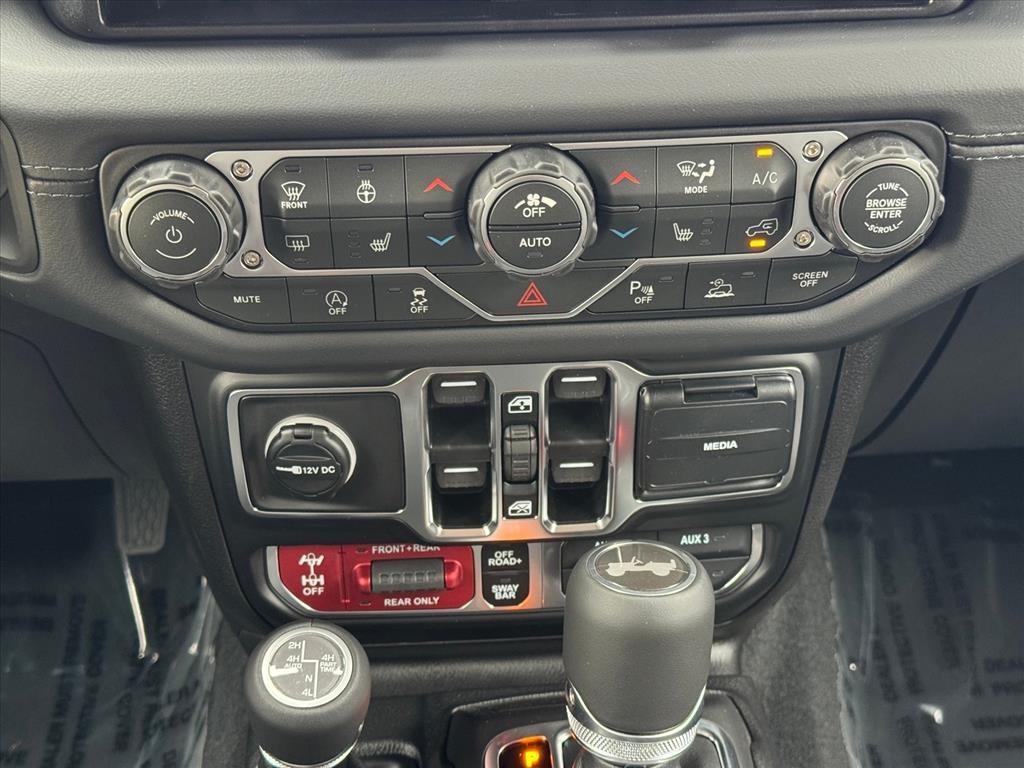 new 2026 Jeep Wrangler car, priced at $61,115