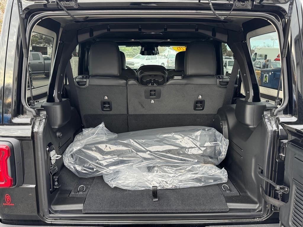 new 2026 Jeep Wrangler car, priced at $61,115