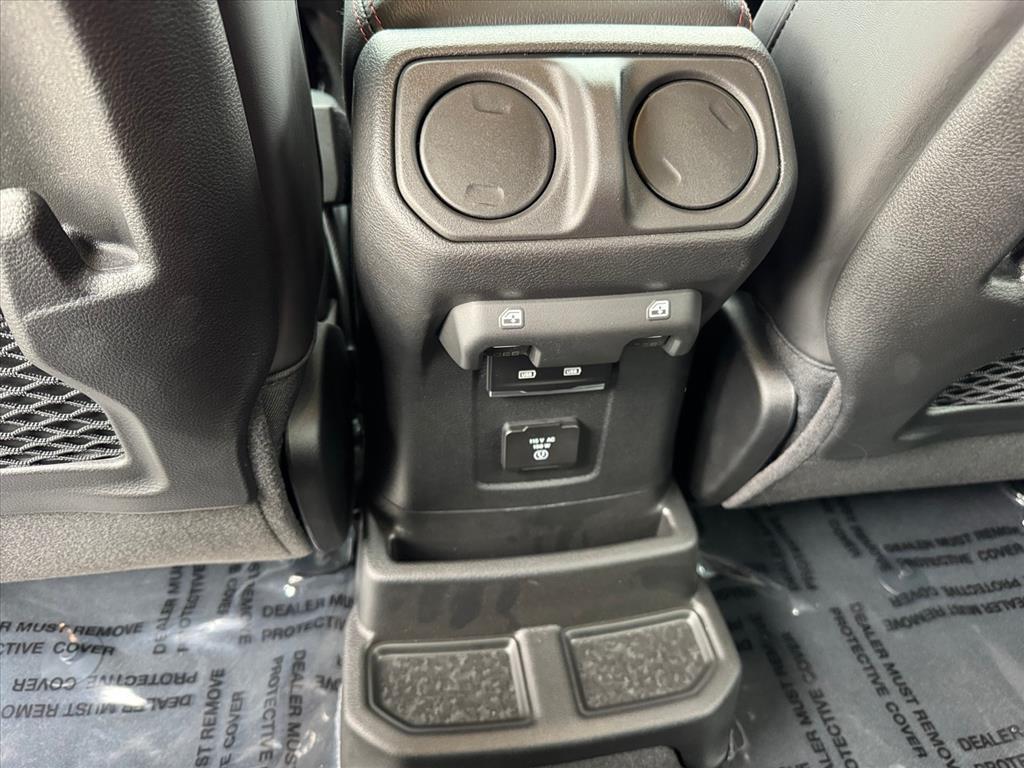 new 2026 Jeep Wrangler car, priced at $61,115