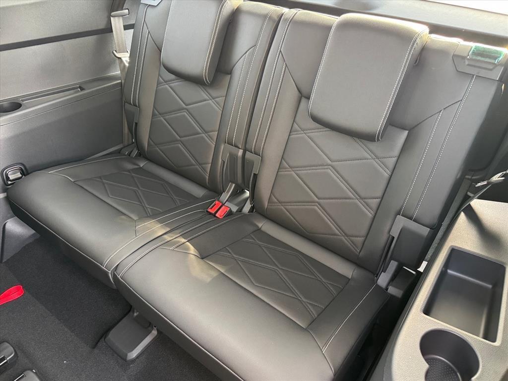 new 2026 Volkswagen Atlas car, priced at $39,398