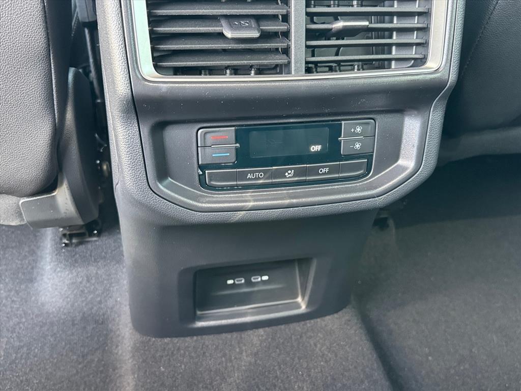 new 2026 Volkswagen Atlas car, priced at $39,398