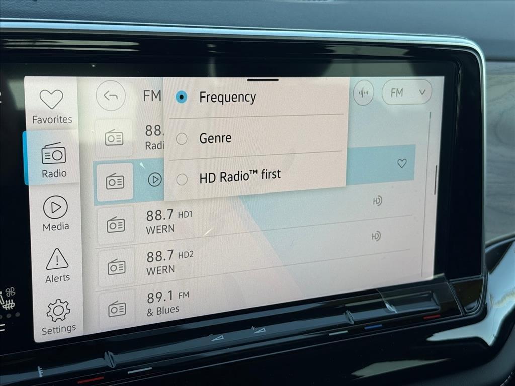 new 2026 Volkswagen Atlas car, priced at $39,398