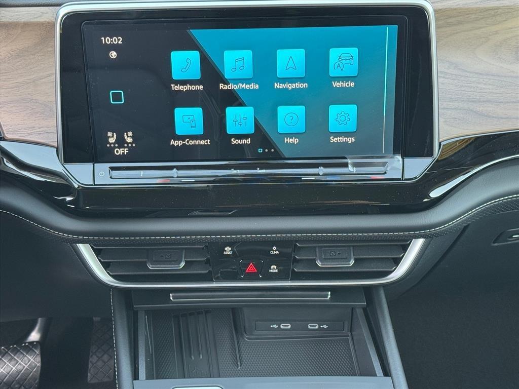 new 2026 Volkswagen Atlas car, priced at $39,398