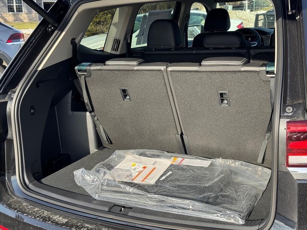 new 2026 Volkswagen Atlas car, priced at $39,398