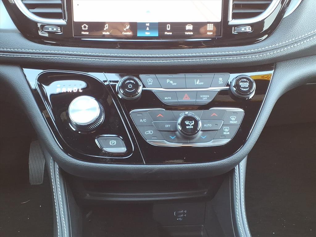 new 2026 Chrysler Pacifica car, priced at $51,558