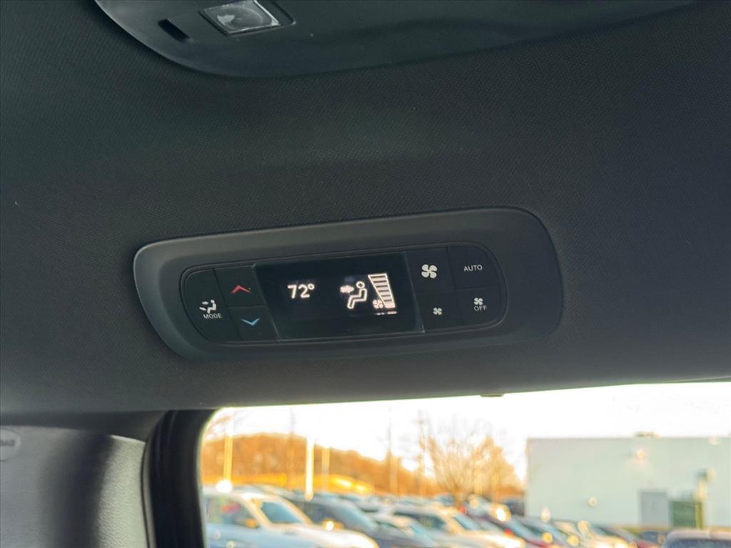 new 2026 Chrysler Pacifica car, priced at $39,783