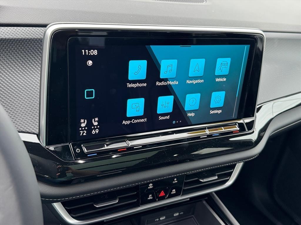 new 2026 Volkswagen Atlas Cross Sport car, priced at $48,948