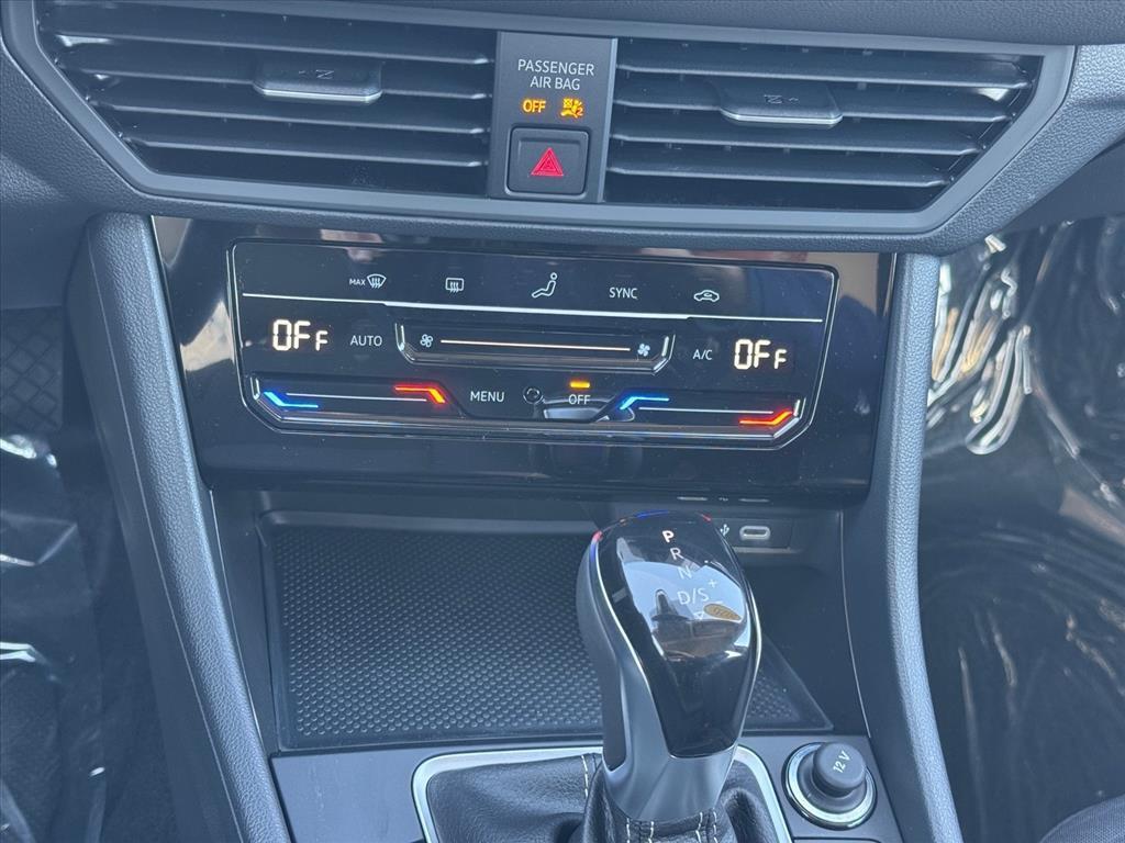 new 2026 Volkswagen Jetta car, priced at $24,302