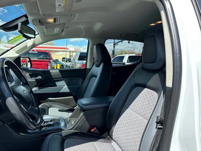 2019 WHITE Chevrolet Colorado
