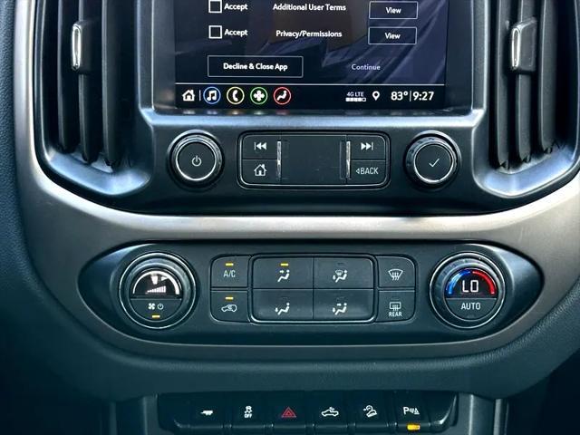 2019 WHITE Chevrolet Colorado
