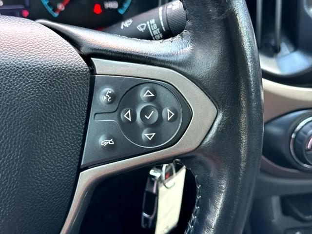2019 WHITE Chevrolet Colorado