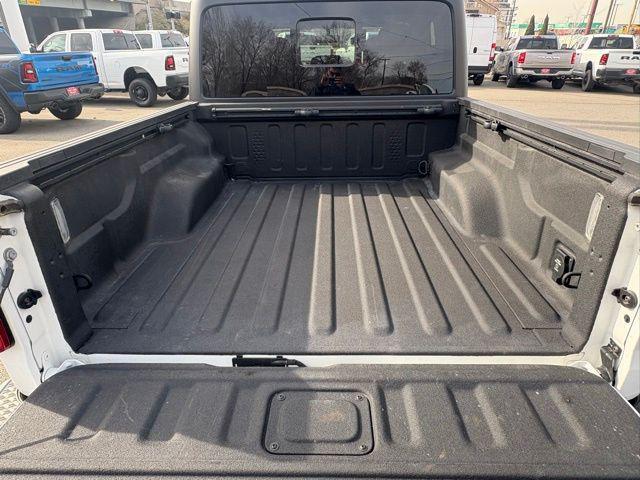 used 2022 Jeep Gladiator car, priced at $36,987