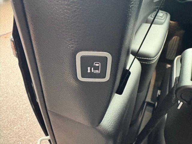 new 2026 Chrysler Pacifica car, priced at $47,121