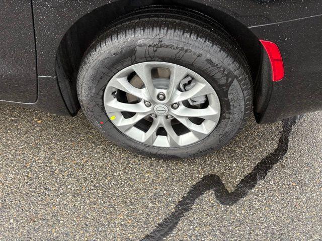 new 2026 Chrysler Pacifica car, priced at $47,121