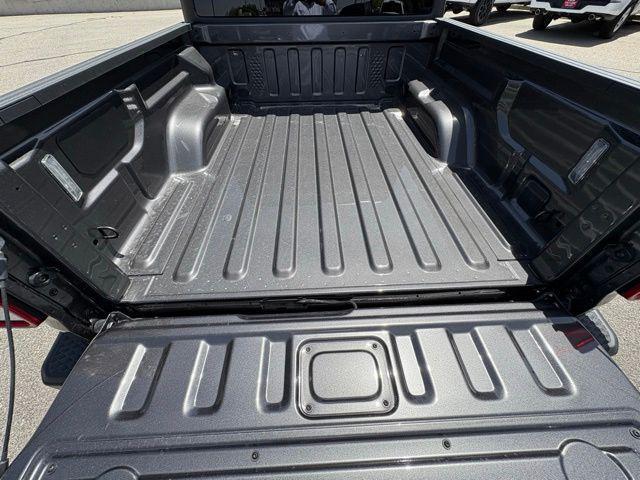 new 2025 Jeep Gladiator car, priced at $34,982