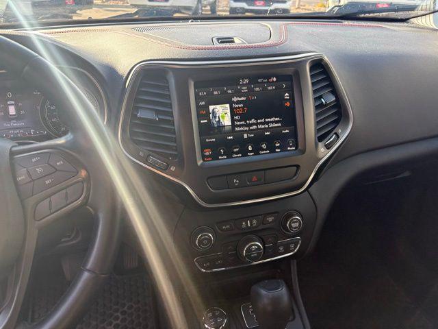 used 2019 Jeep Cherokee car, priced at $16,397