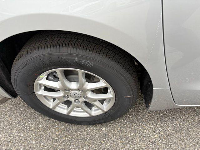 new 2026 Chrysler Pacifica car, priced at $36,994