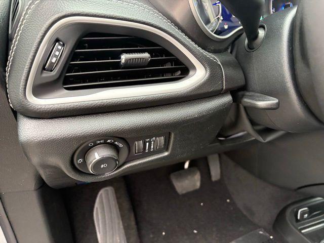 new 2026 Chrysler Pacifica car, priced at $36,994