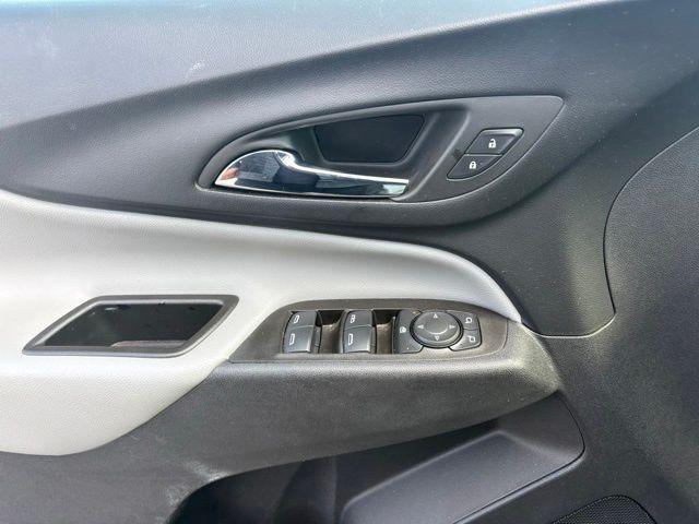 used 2023 Chevrolet Equinox car, priced at $19,587