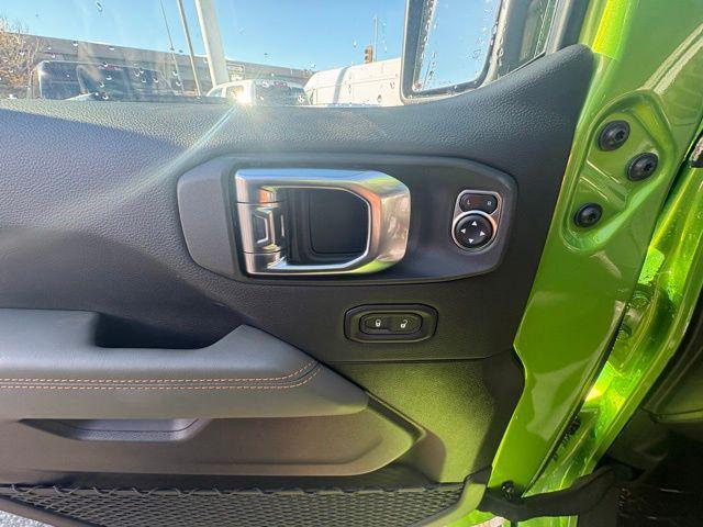 new 2026 Jeep Gladiator car, priced at $54,689