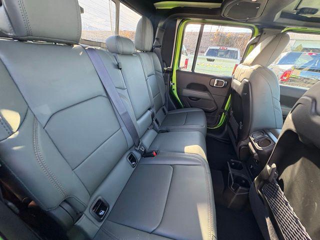 new 2026 Jeep Gladiator car, priced at $54,689