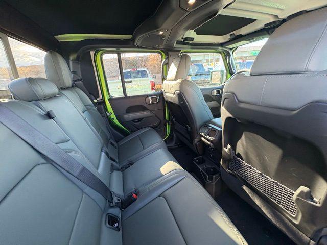 new 2026 Jeep Gladiator car, priced at $54,689