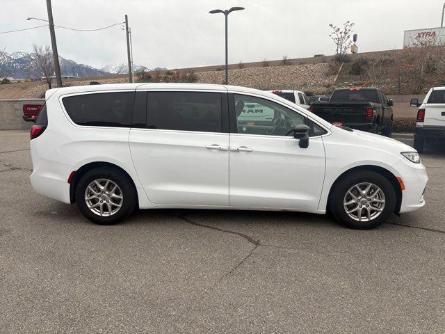 used 2024 Chrysler Pacifica car, priced at $26,793