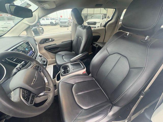 used 2024 Chrysler Pacifica car, priced at $26,793