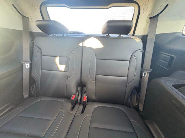 used 2023 GMC Acadia car, priced at $22,987