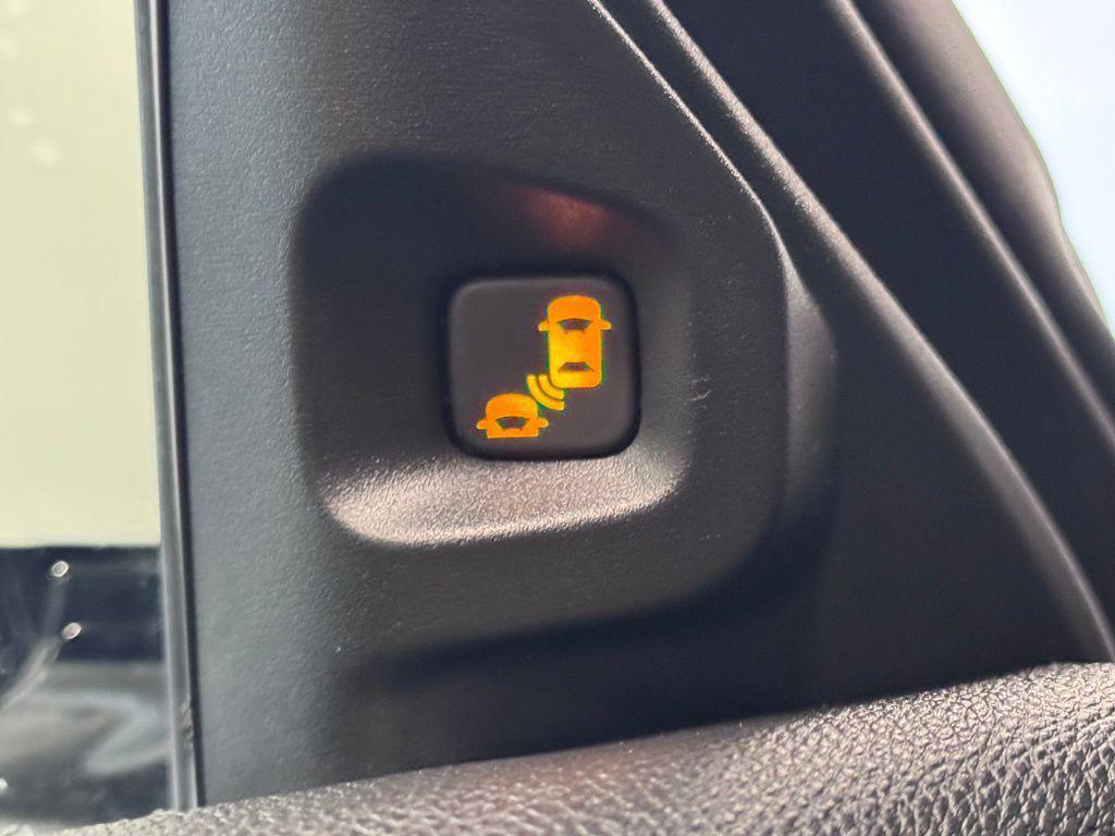 used 2025 Acura MDX car, priced at $46,945