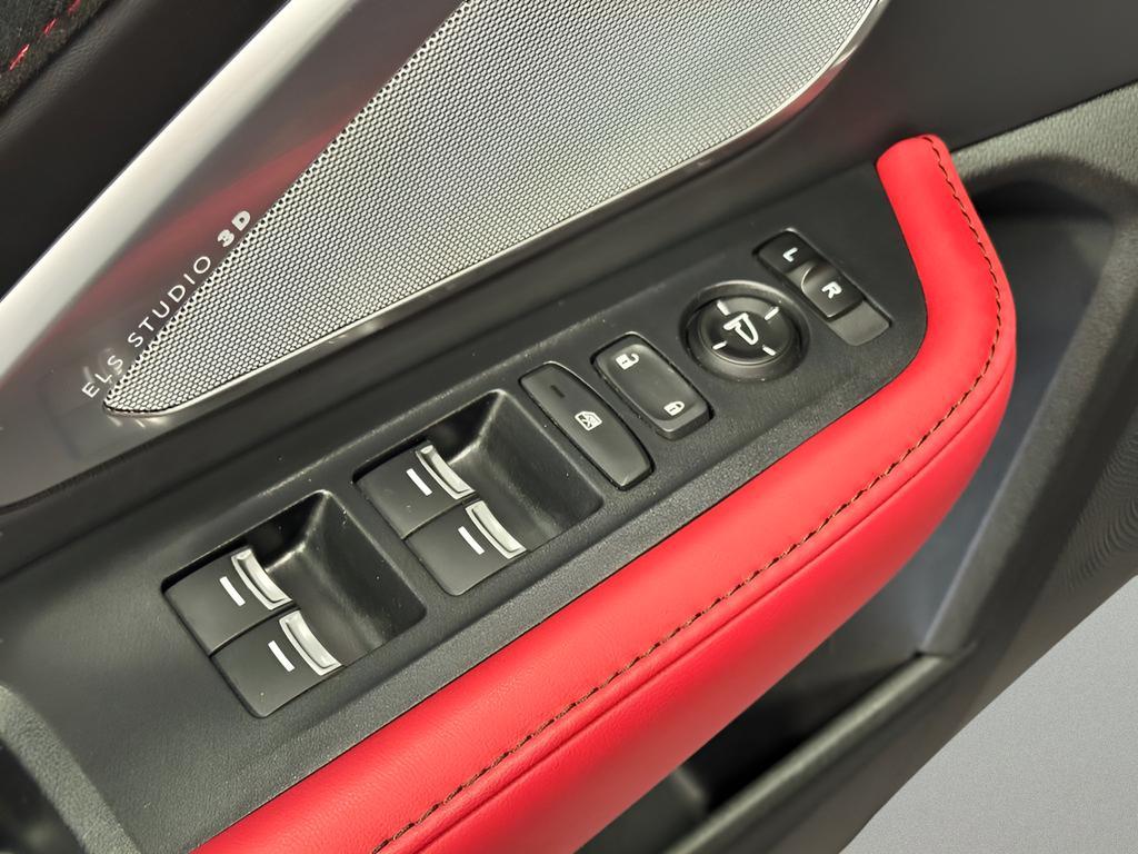 used 2023 Acura RDX car, priced at $37,994