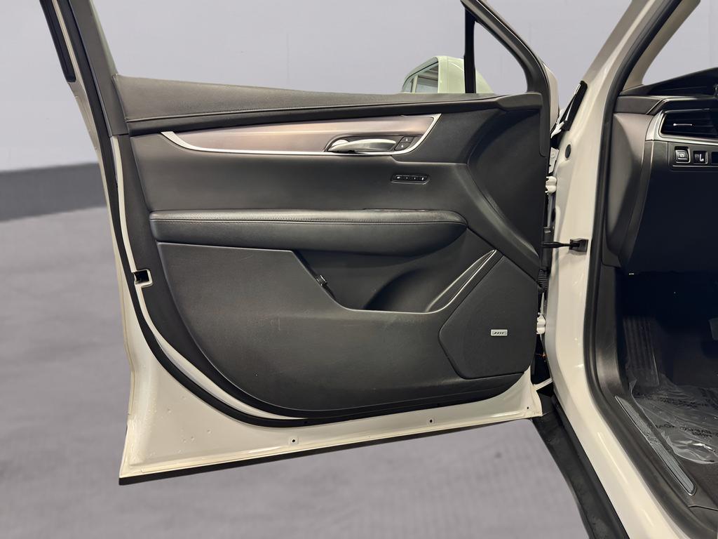 used 2019 Cadillac XT5 car, priced at $19,966