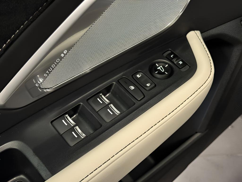 new 2026 Acura RDX car, priced at $53,163