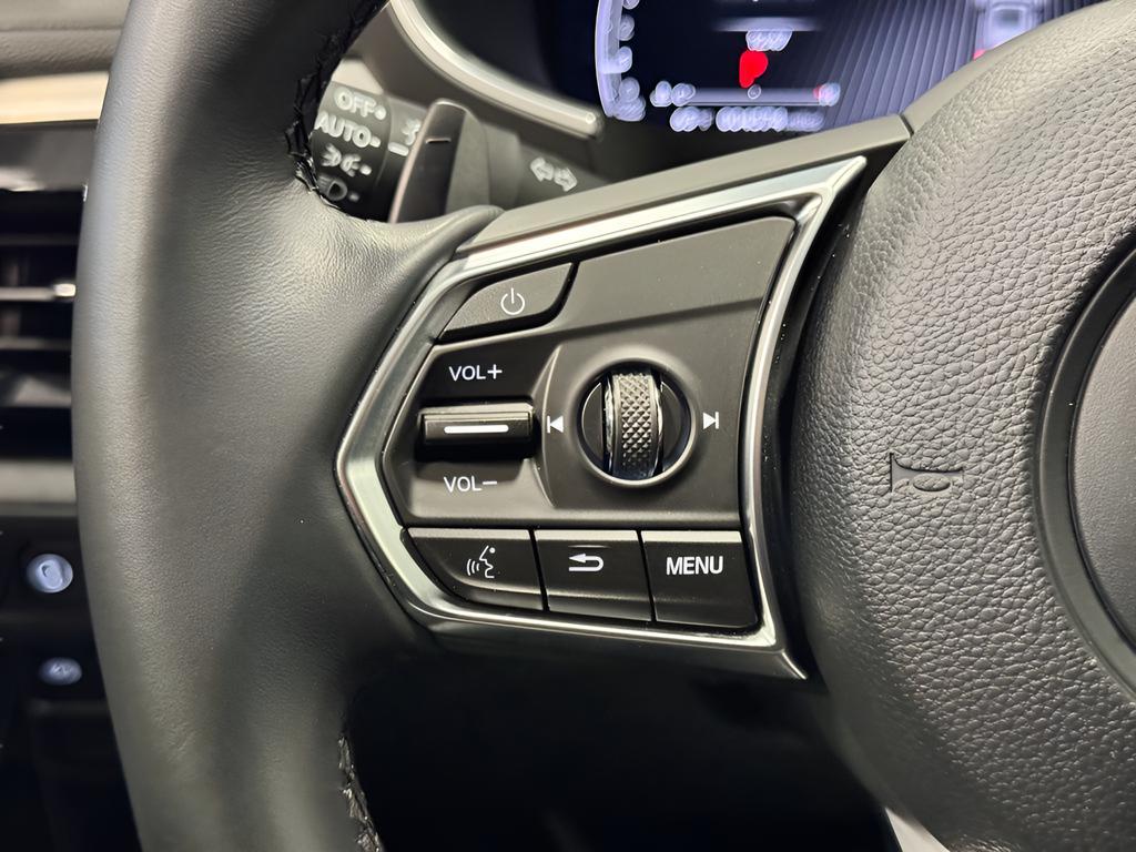 used 2025 Acura MDX car, priced at $45,868