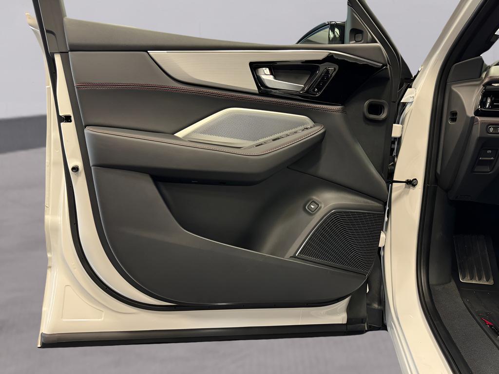 new 2026 Acura MDX car, priced at $70,950