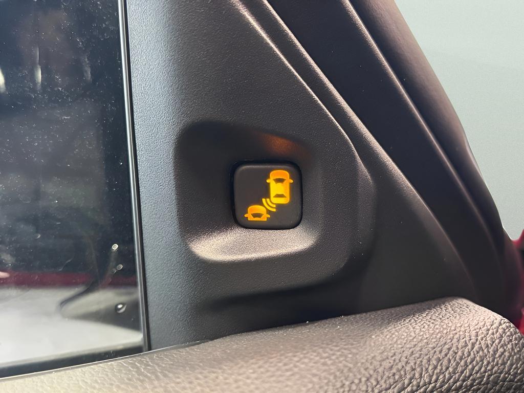 new 2026 Acura MDX car, priced at $77,900