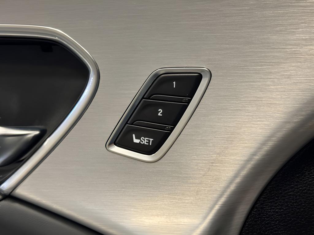 used 2023 Acura RDX car, priced at $34,495