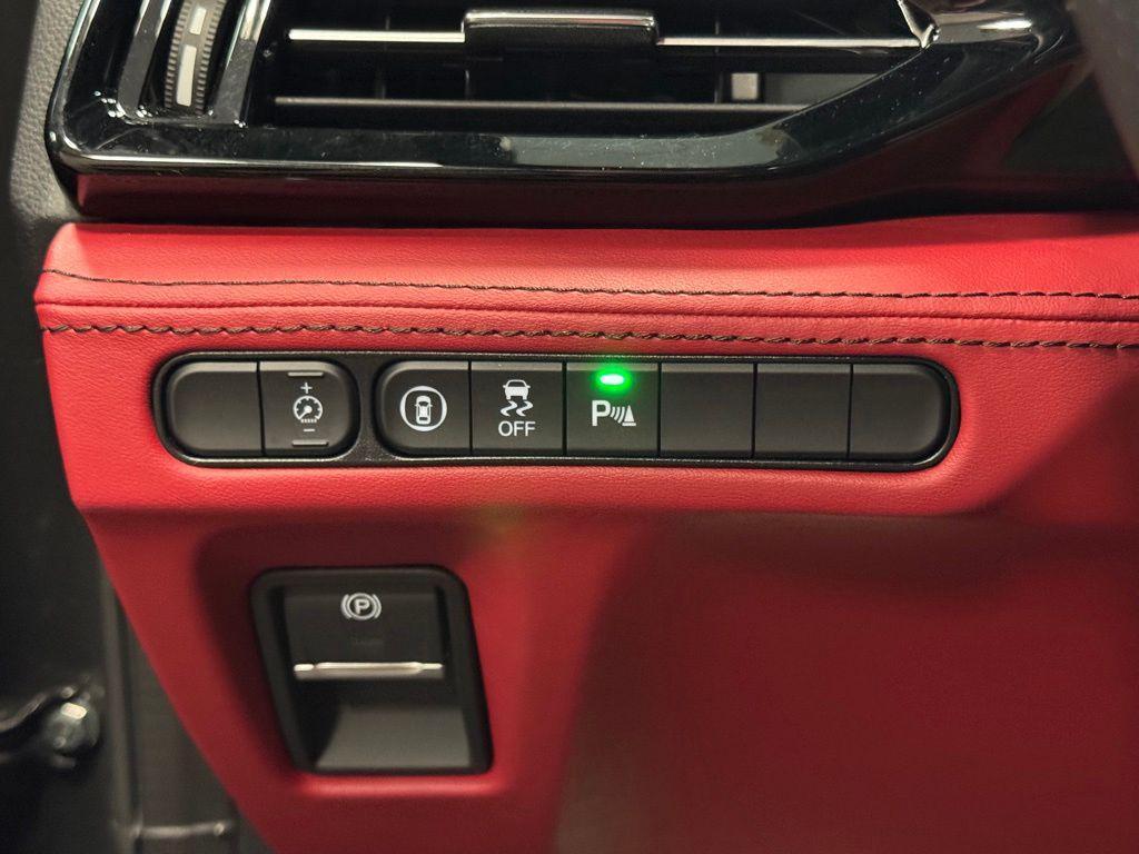 used 2025 Acura MDX car, priced at $53,158