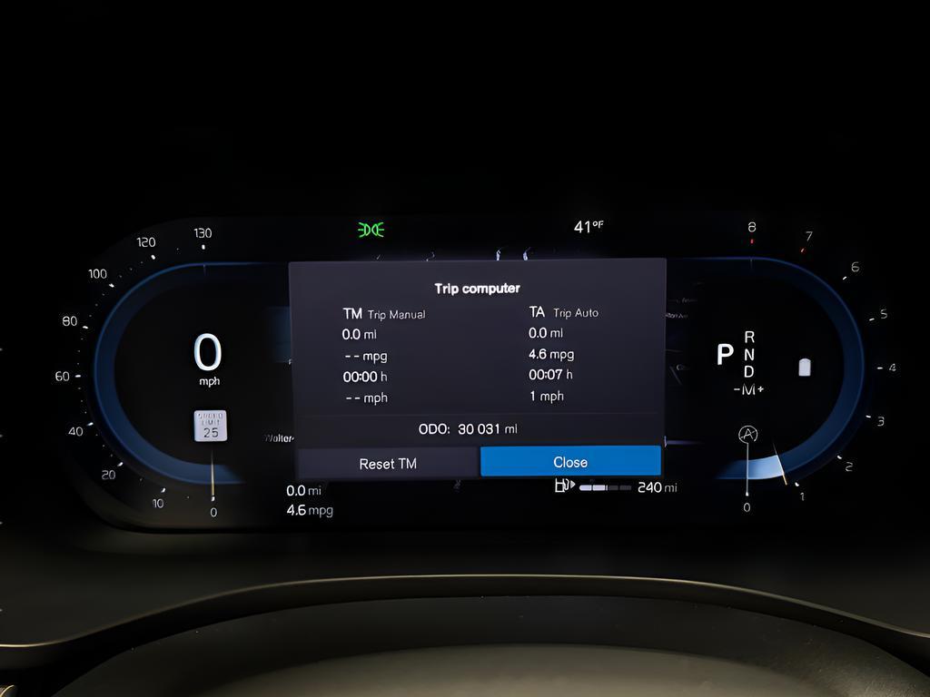 used 2022 Volvo XC60 car, priced at $31,935