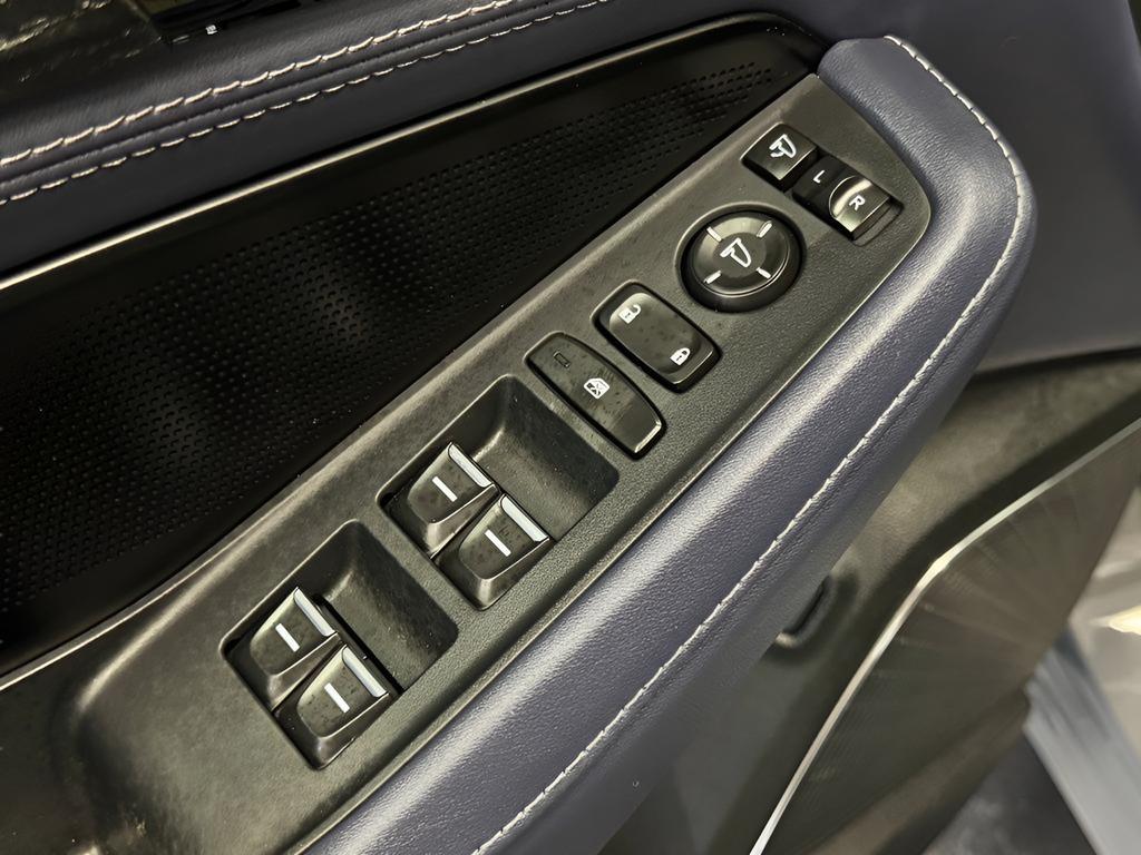 new 2026 Acura MDX car, priced at $77,900