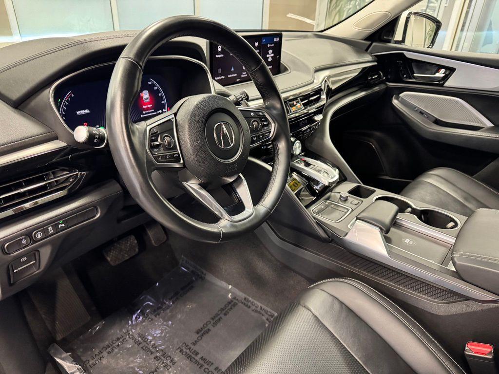 used 2023 Acura MDX car, priced at $39,627